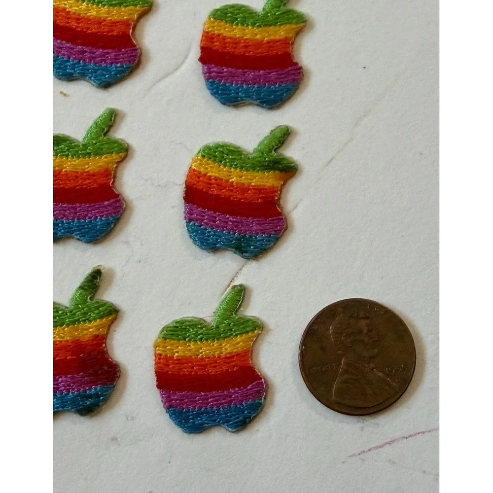 APPLE NEW EMBROIDERED COMPANY PATCH Lot Of 11‎
